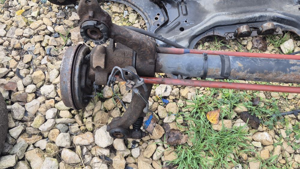 Заден мост / Торсион за Пежо 206,Партнер 98 -2006