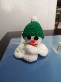 Плетена кукла Снежко декоративни чашки подаръци