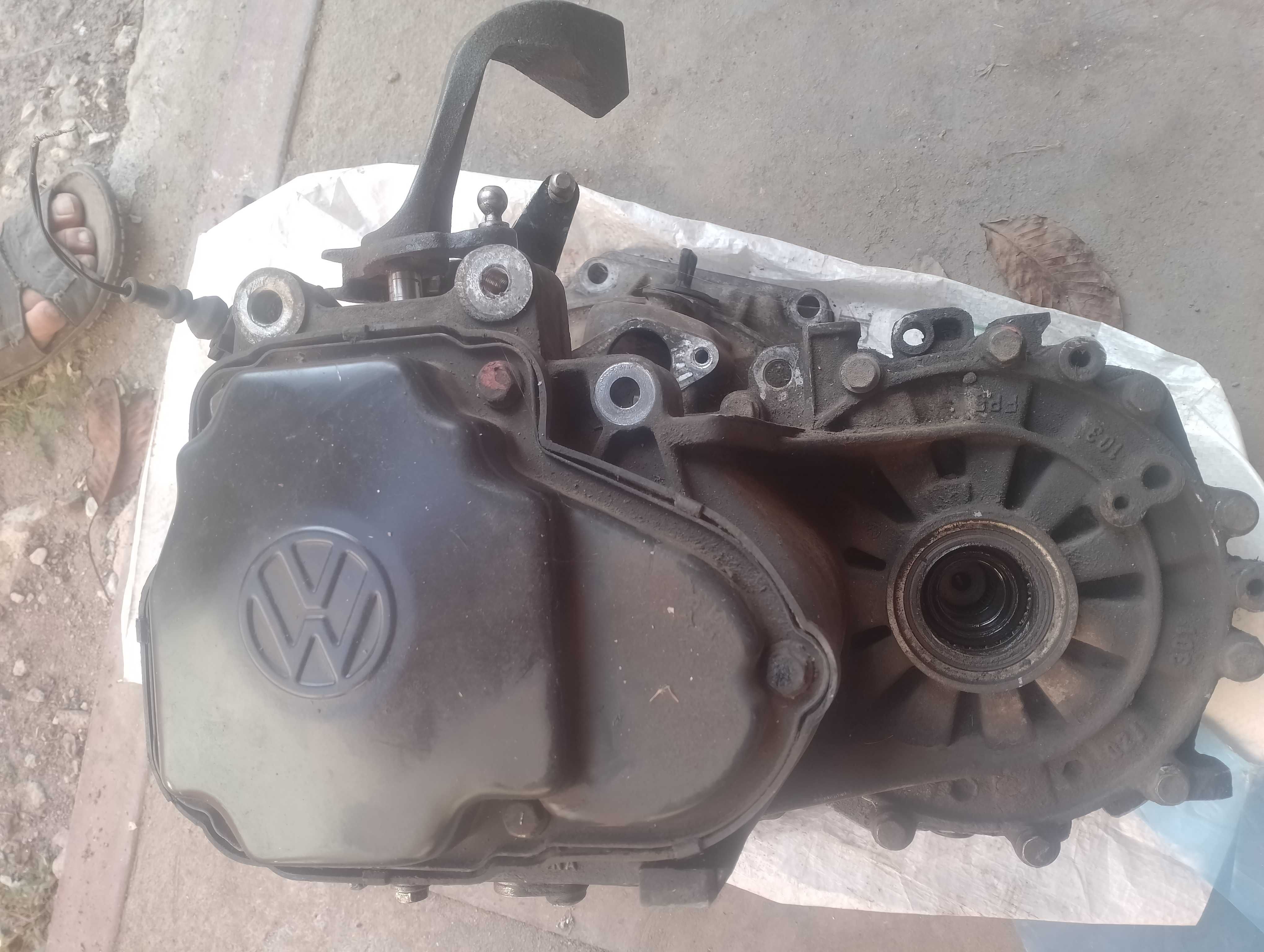 Скоростна кутия за  VW Golf 4 бензин, 4 x 4