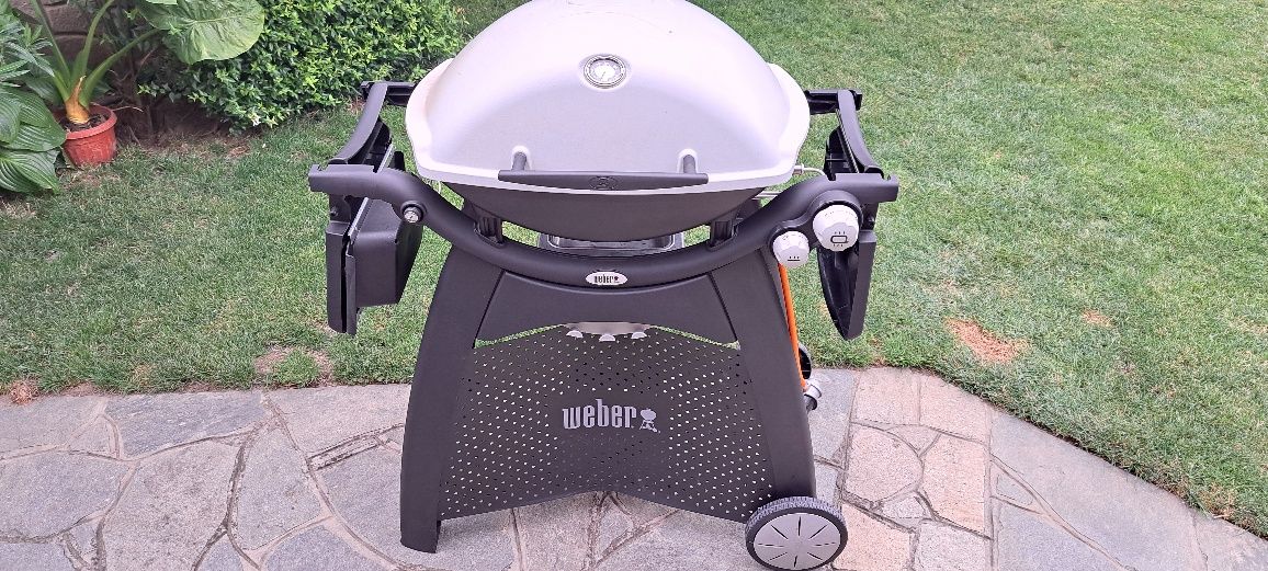 Газово барбекю WEBER Q 3200 с чисто нови горелки