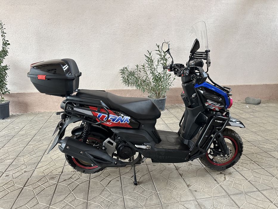 Скутер танк tank