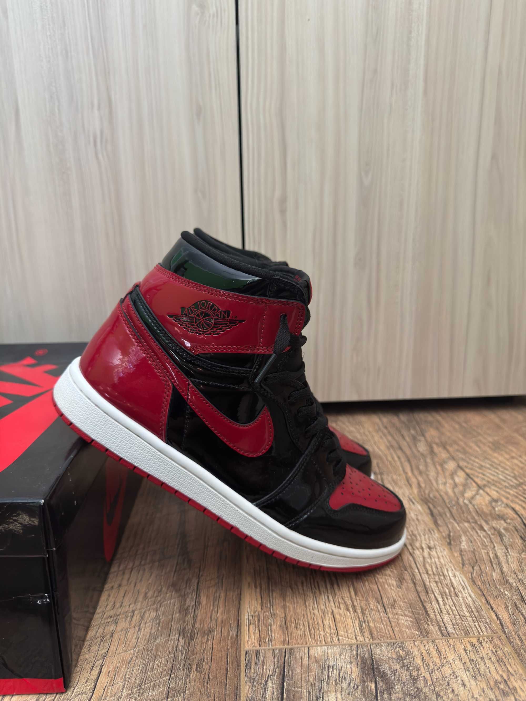 Air Jordan 1 Retro High OG "Patent Bred"