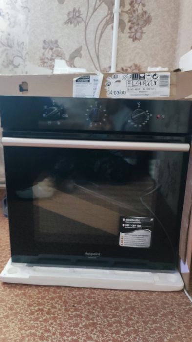 духовка и поверхность комплект Ariston Hatpoint