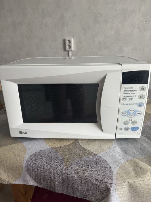 Продам микроволновую печь