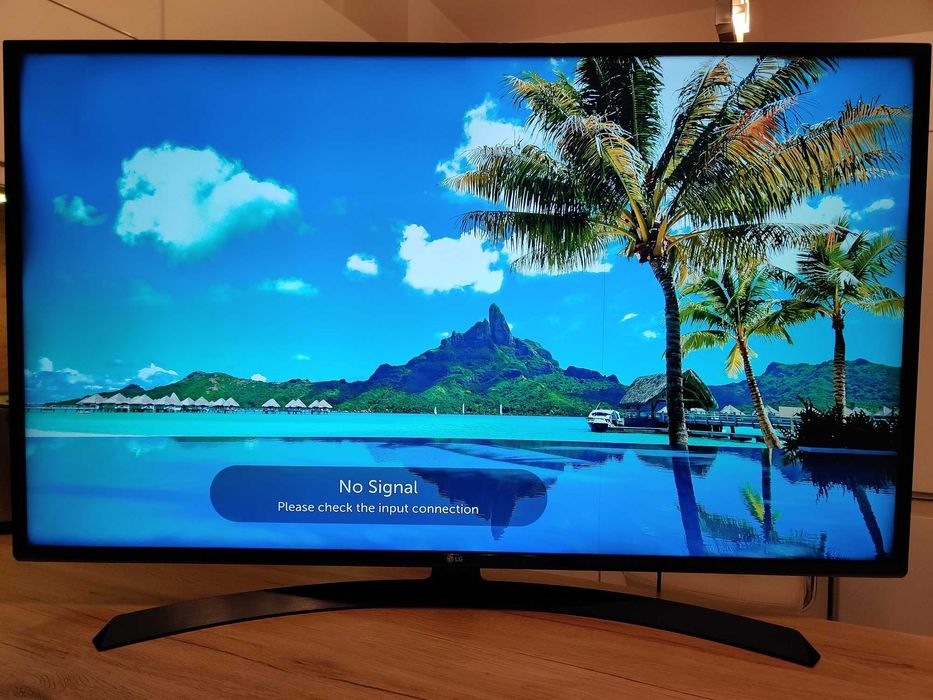 Телевизор LG 49" SmartTV със забележки