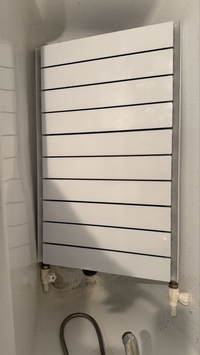 Батарея новая почти