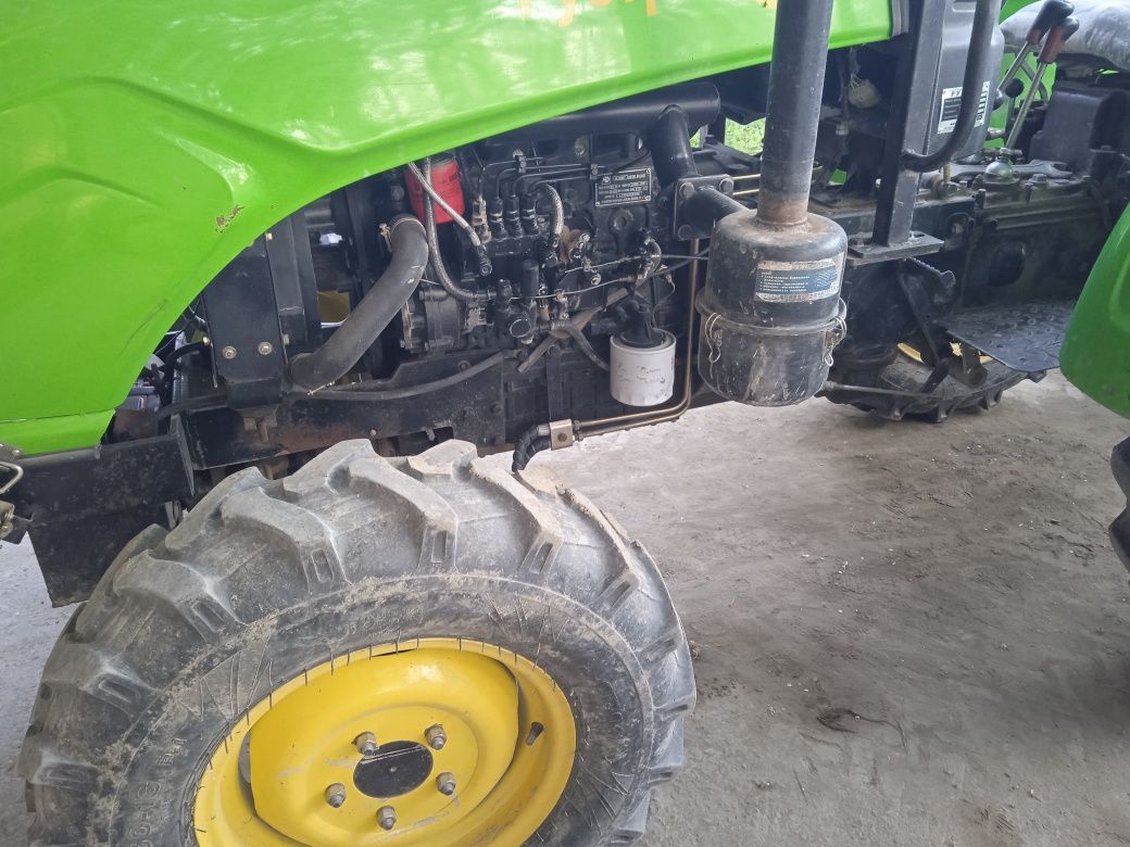 Mini traktor 404