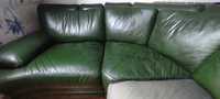 Кожен, ъглов диван, зелен 1.9м. х 2,6м., с вградено сгъваемо легло