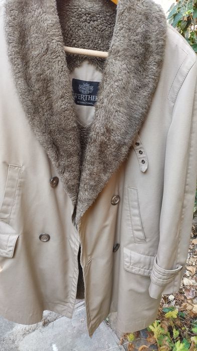 Продавам дълго яке