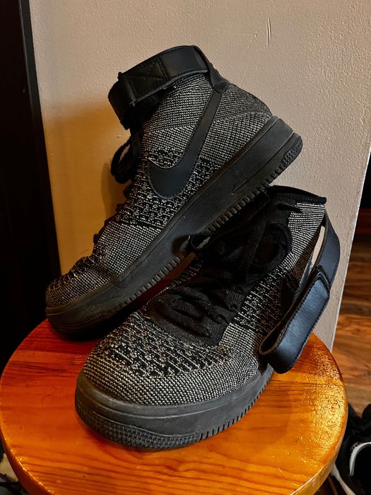 Разпродажба мъжки обувки