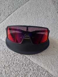 Vand Oakley Sutro ca noi