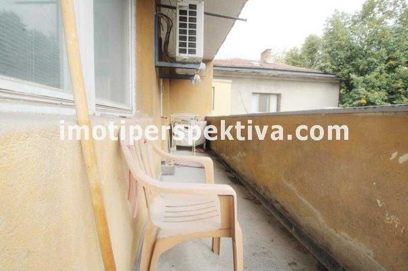 Продава се Тристаен апартамент в Пловдив, Кючук Париж - 100 кв.м за 1300 €/кв.м - Снимка #11