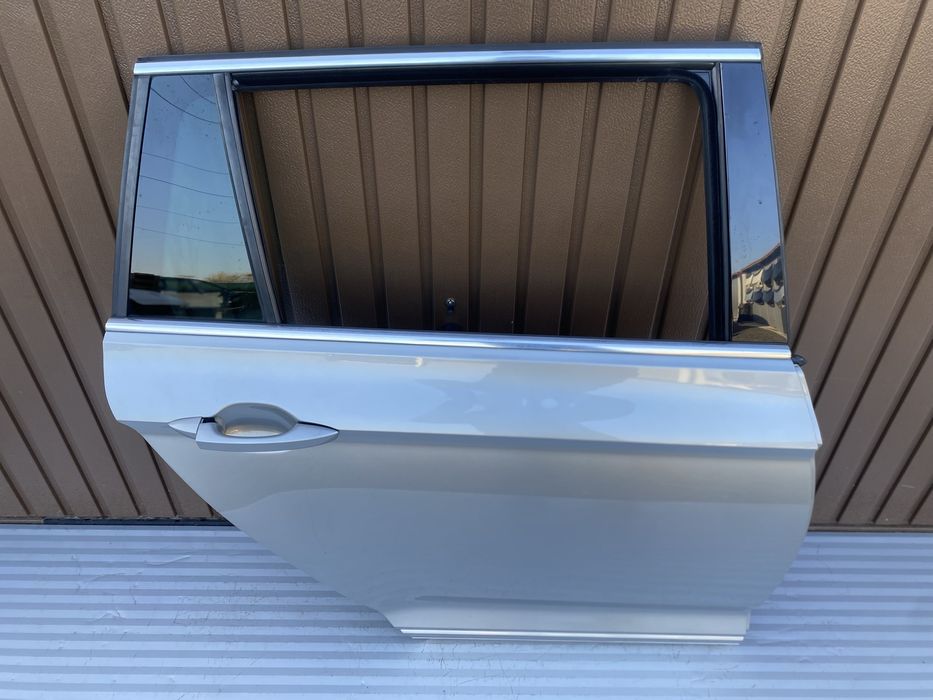 Usa dr spate combi vw Passat B8 cod culoare LB7W (Impecabila)2015-2020