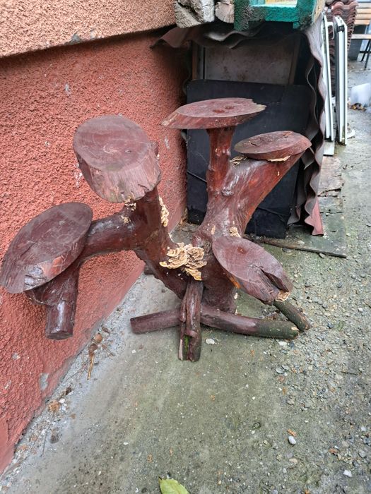 Suport flori de lemn