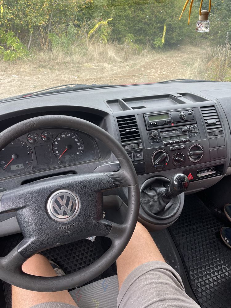 Volkswagen transporter 2.5 tdi