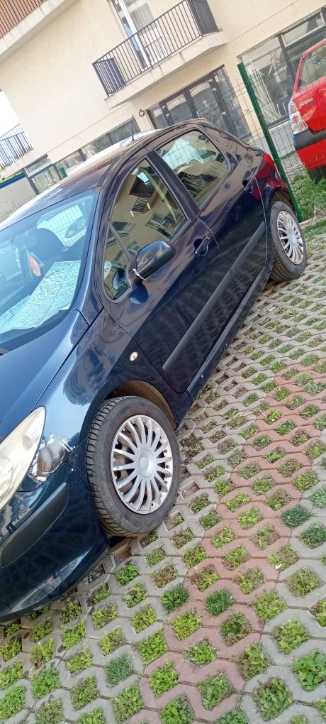 Peugeot 307  1600 hdi