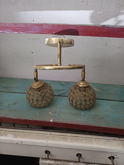 Продам люстра 2000