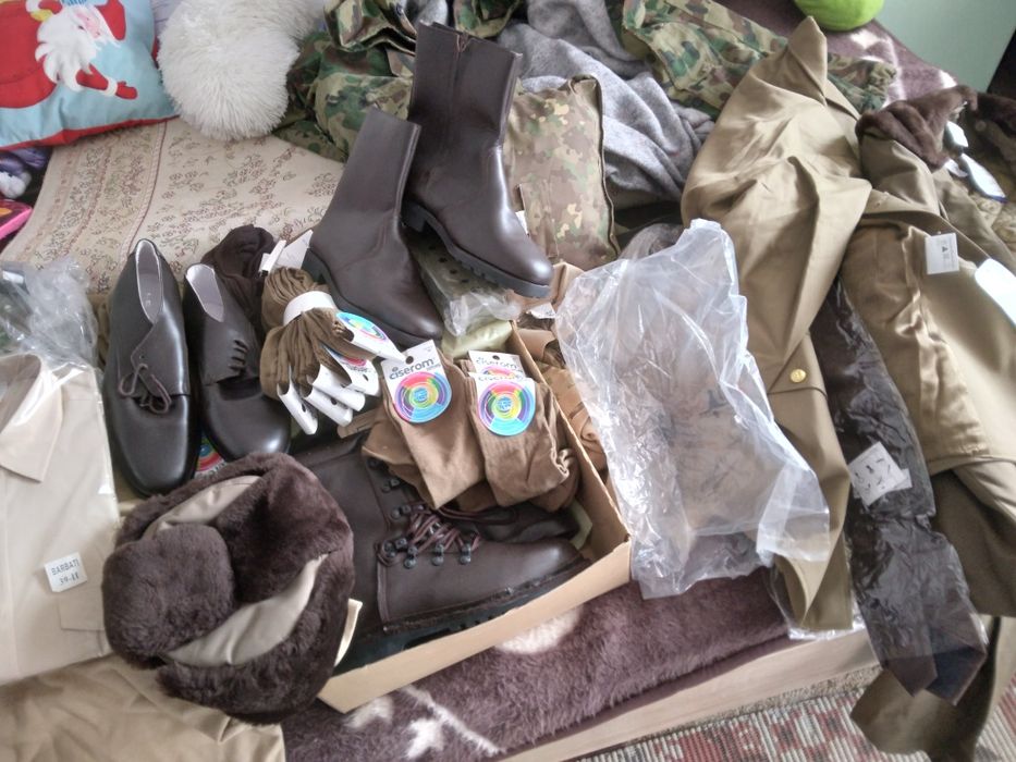 Vând căciulă nouă mărimea 55 la 60 de lei