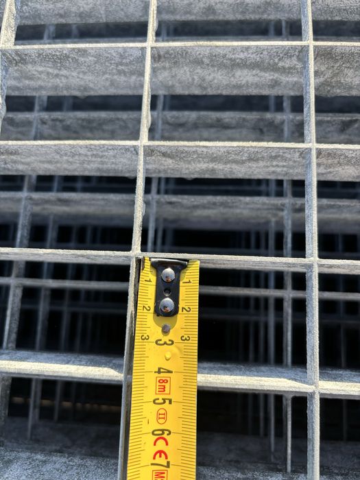 Gratare zincate metalice