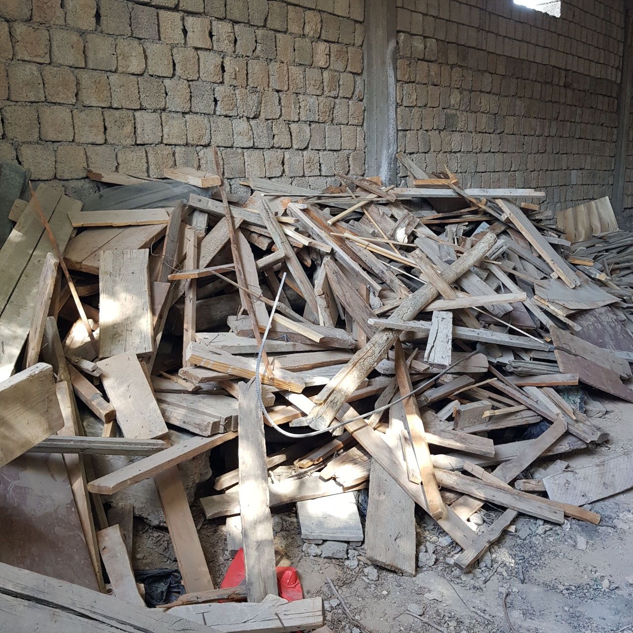 O'tin bor yaxshi yonadi uzoq yonadi 800.000 so'm o'zingiz olib ketasiz