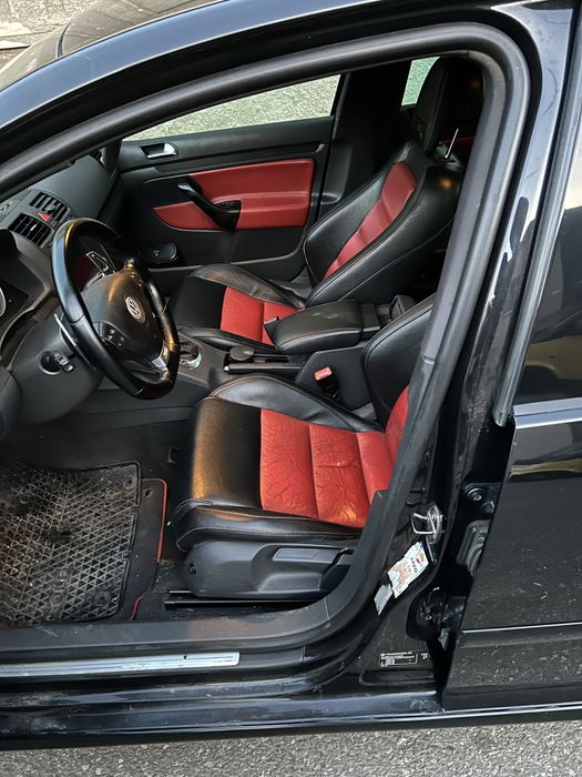 Golf 5 GTI 280 de cai automat DSG