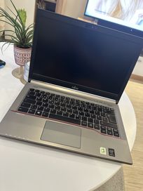 Лаптоп Fujitsu E744 14”