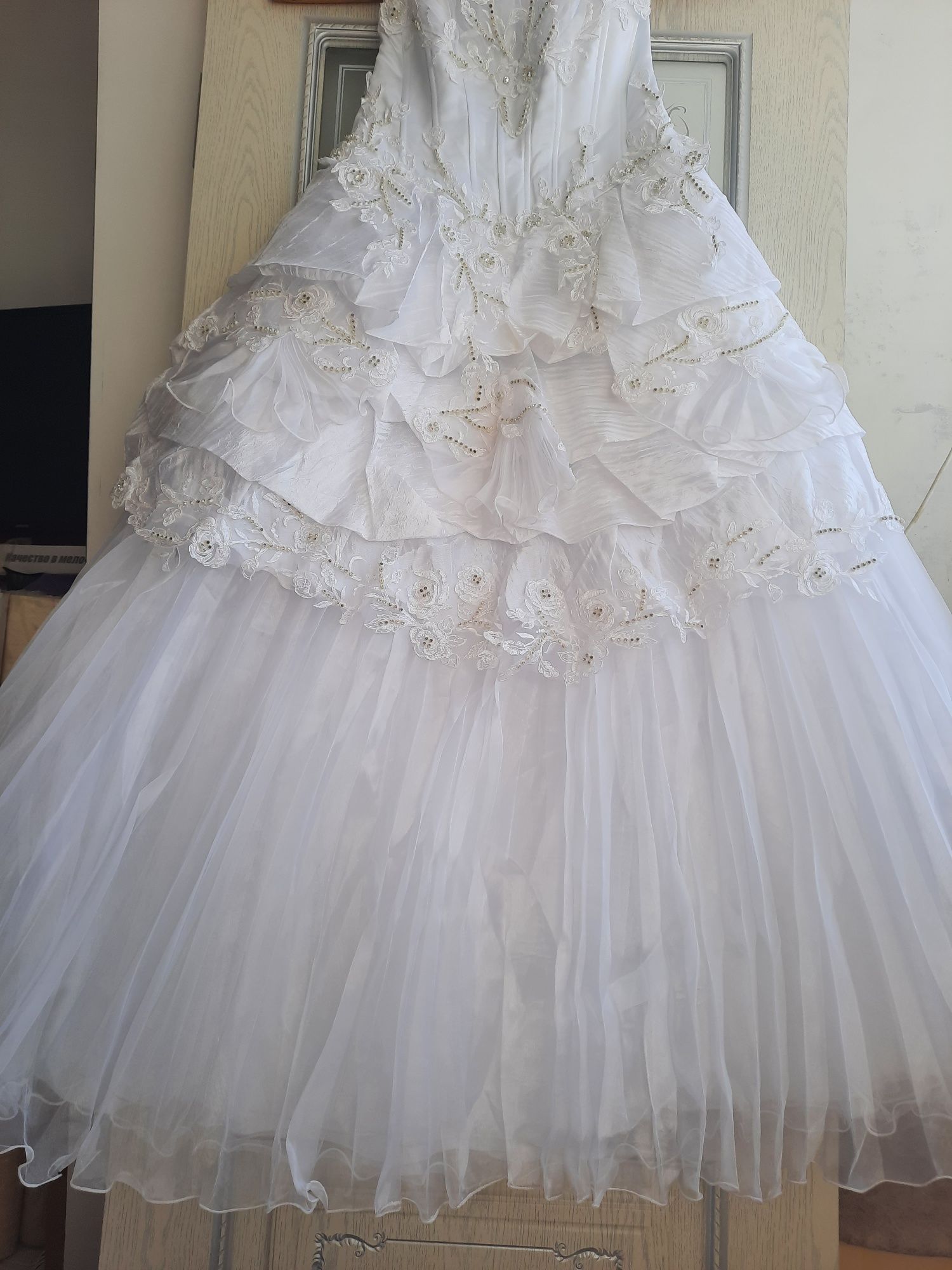 Свадебное платье 42-50 р.