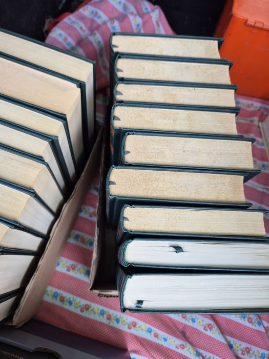 Vand colectia Adevarul 1-100 opere esentiale completa