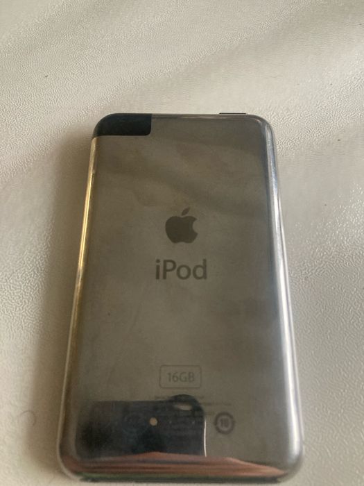 айпод продам дешево