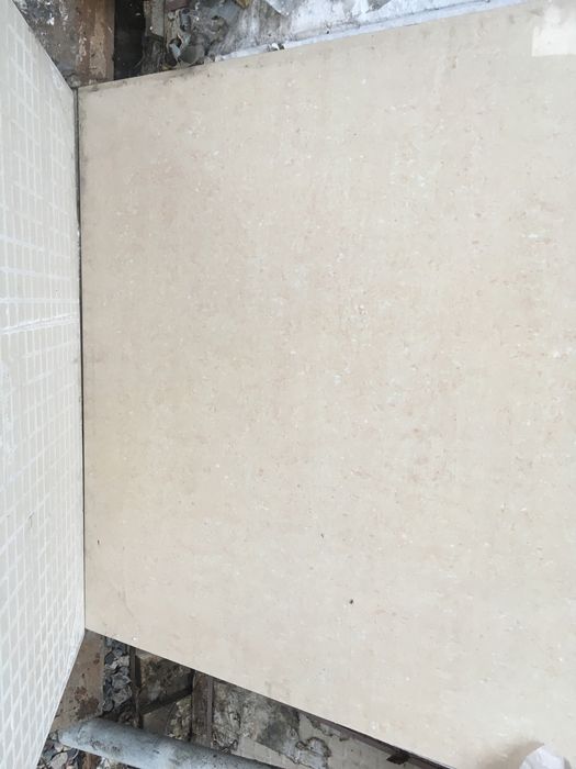 Продам Керамогранит 80смх80см