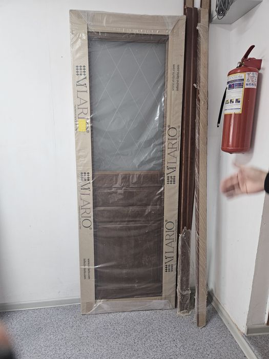 Дверь межкомнатная дерево