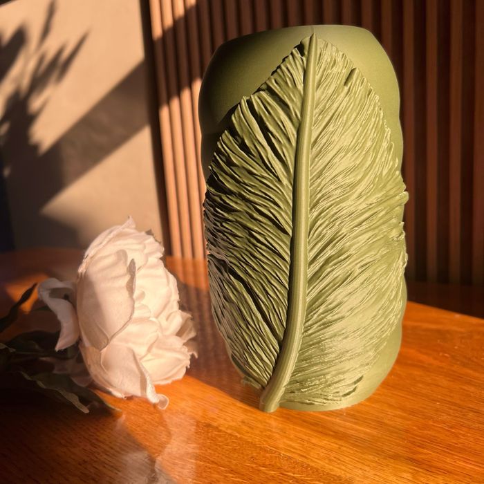 Vază decorativă „Feather” – design texturat printat 3D – Decolux