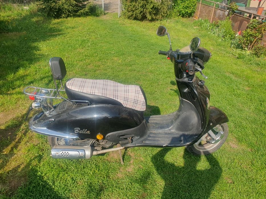 Znen Bella – scuter retro cu motor GY6, pregătit de drum!