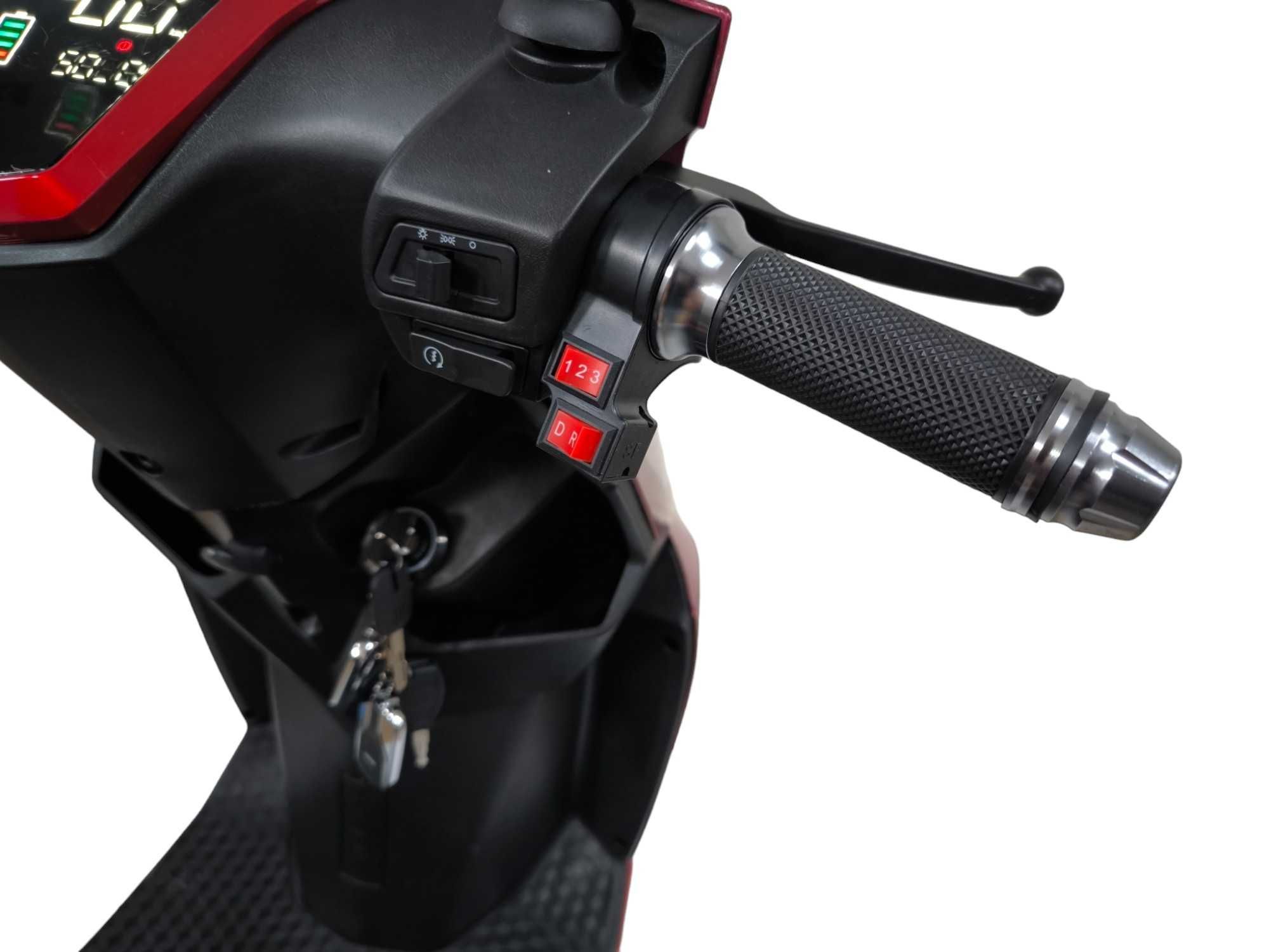 Електрически скутер с три колела Max Sport 1500W