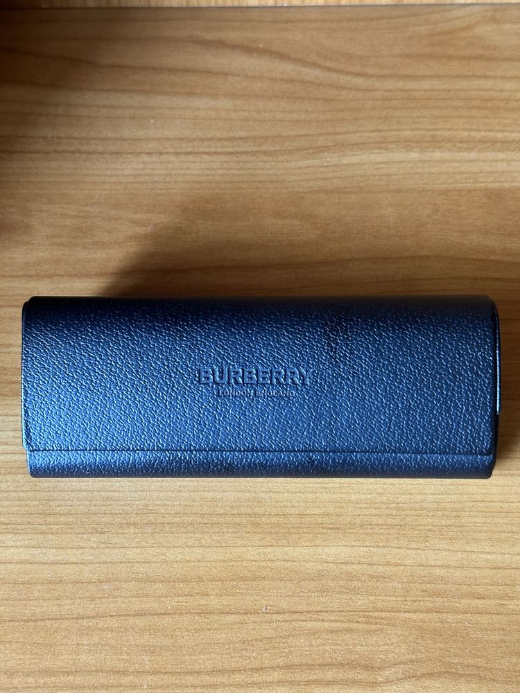 Слънчеви очила Burberry