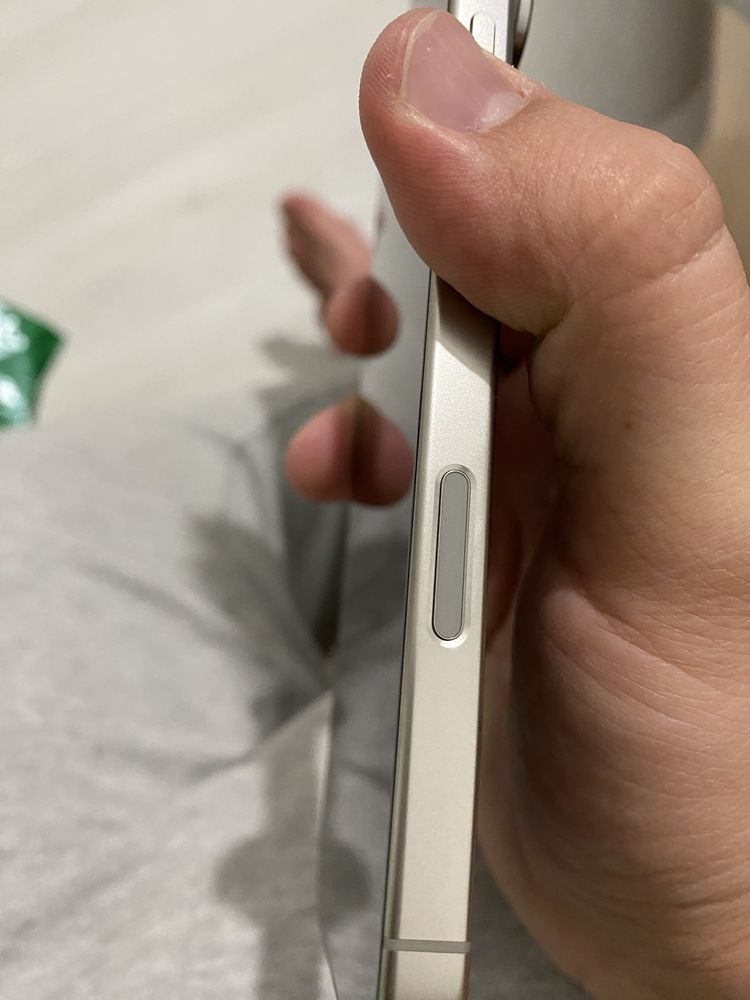 Продам iPhone 16 pro max 256