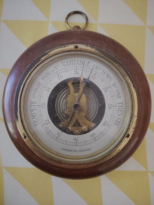 Vând Barometru de colectie