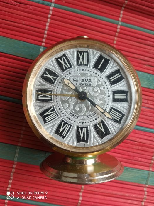 Руски будилник Янтар,Слава,Витяз.