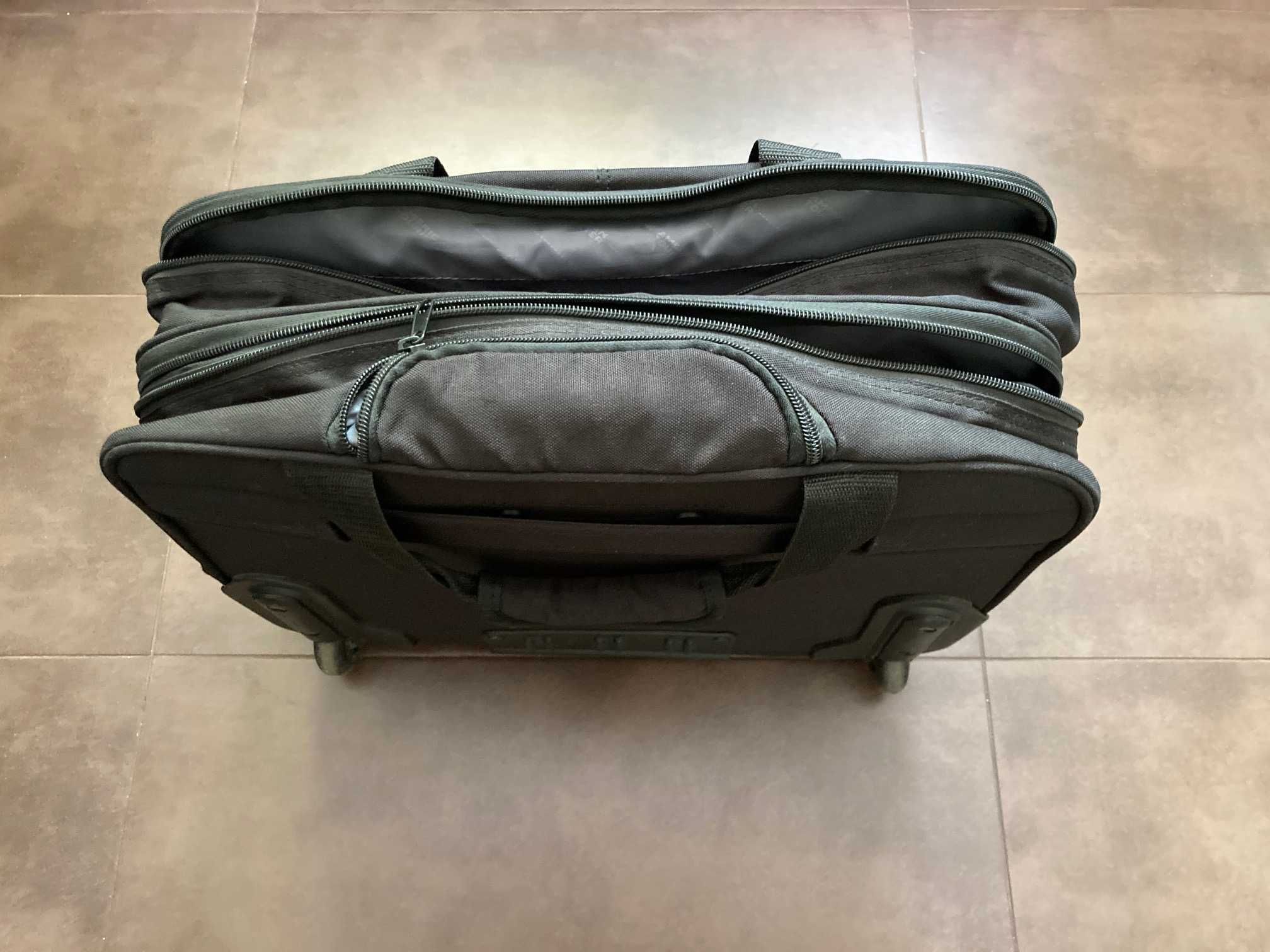 Samsonite-American Tourister-Rolling Tote cu compartiment laptop 15.6"