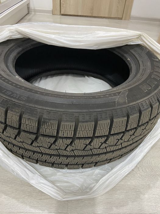 продам зимние шины б/у