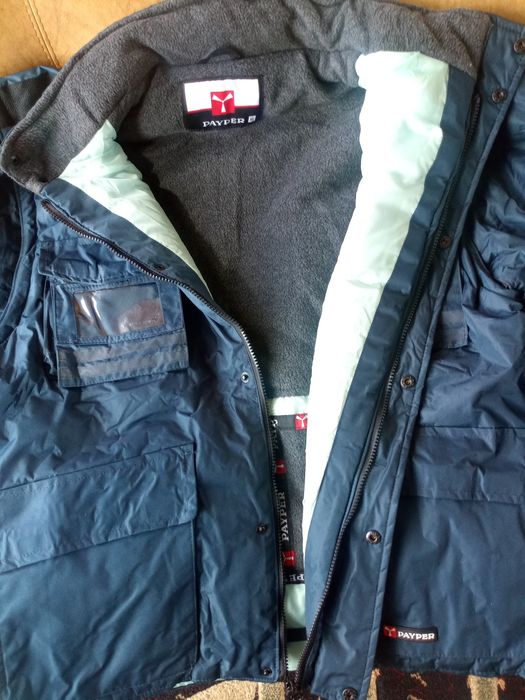 Geacă de iarnă rezistenta