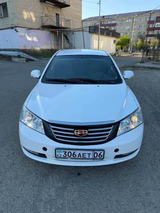 Geely Emgrand S7 2013 года
