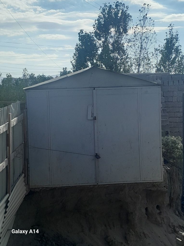 Продаётся гараж хороший