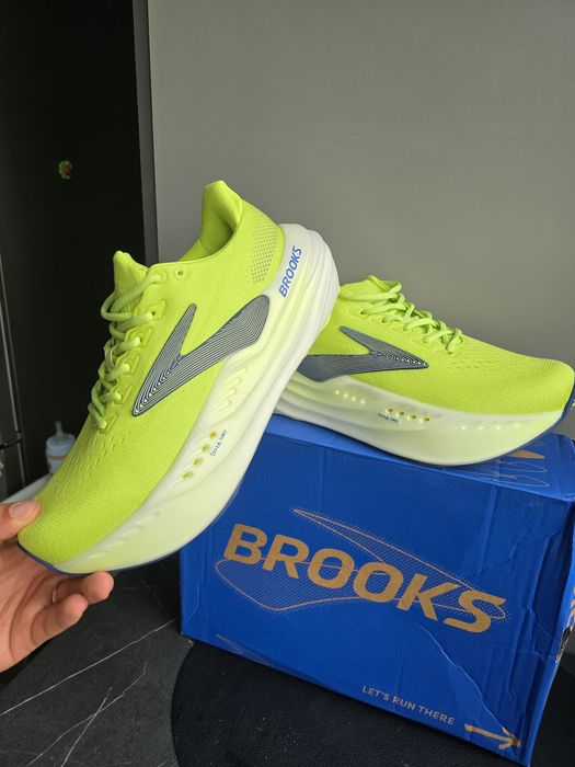 Brooks Glycerin Max 44 Noi!