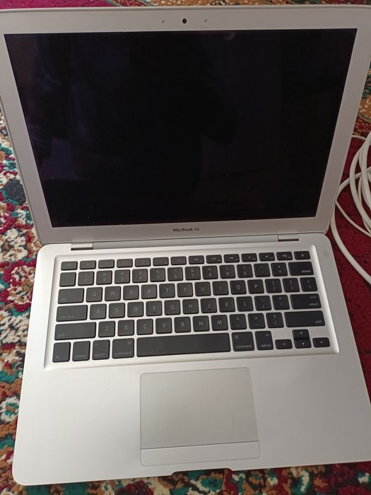 Мак бук на запчасти