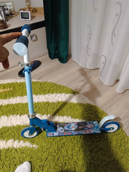 Trotineta 3-6 Ani ( Frozen)