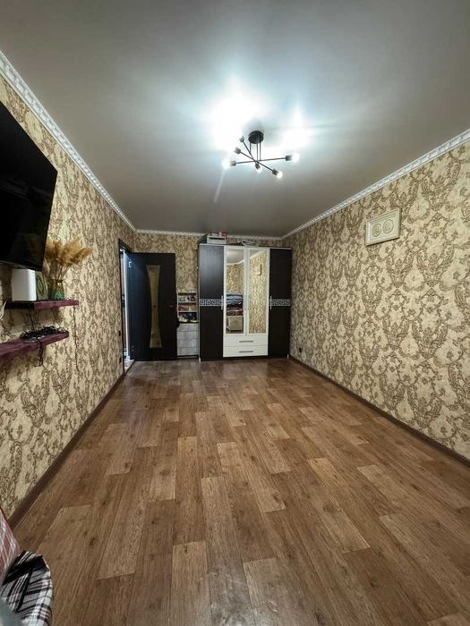 Продам 1комн кв 5мкр по Есет батыра