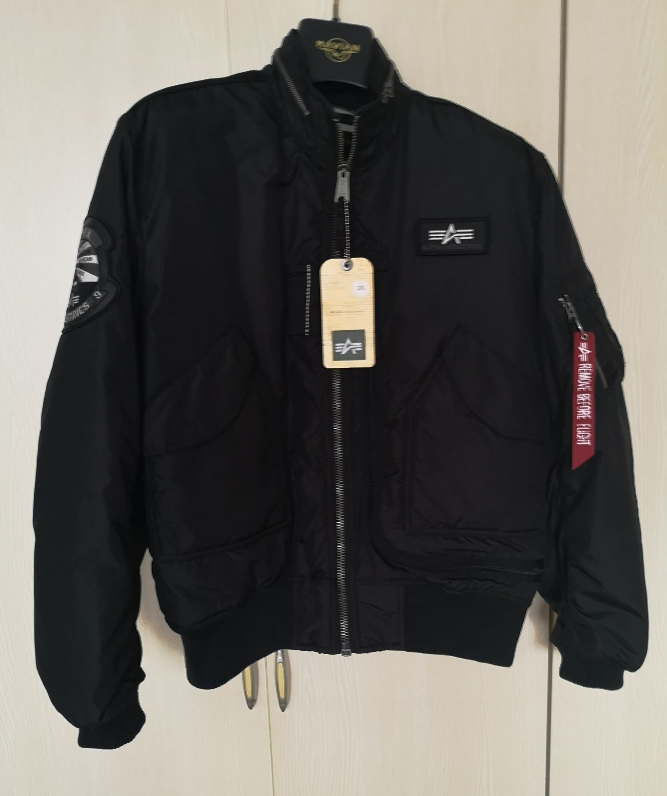 Geaca Alpha Industries