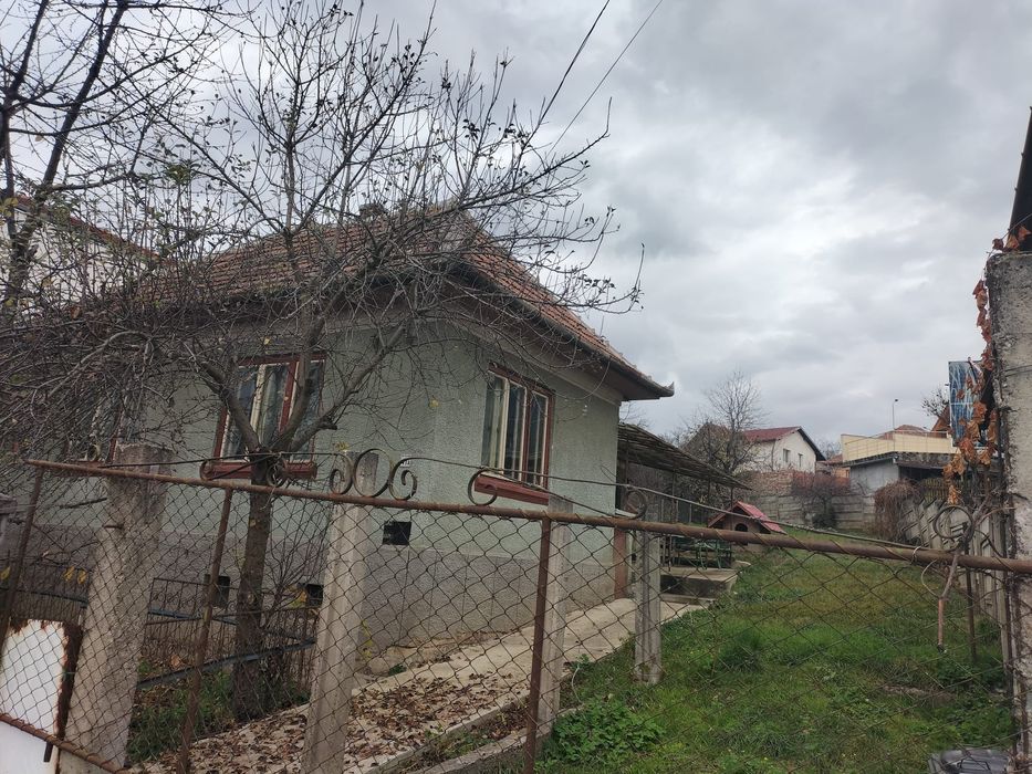 Casa de vânzare Dâmbu rotund