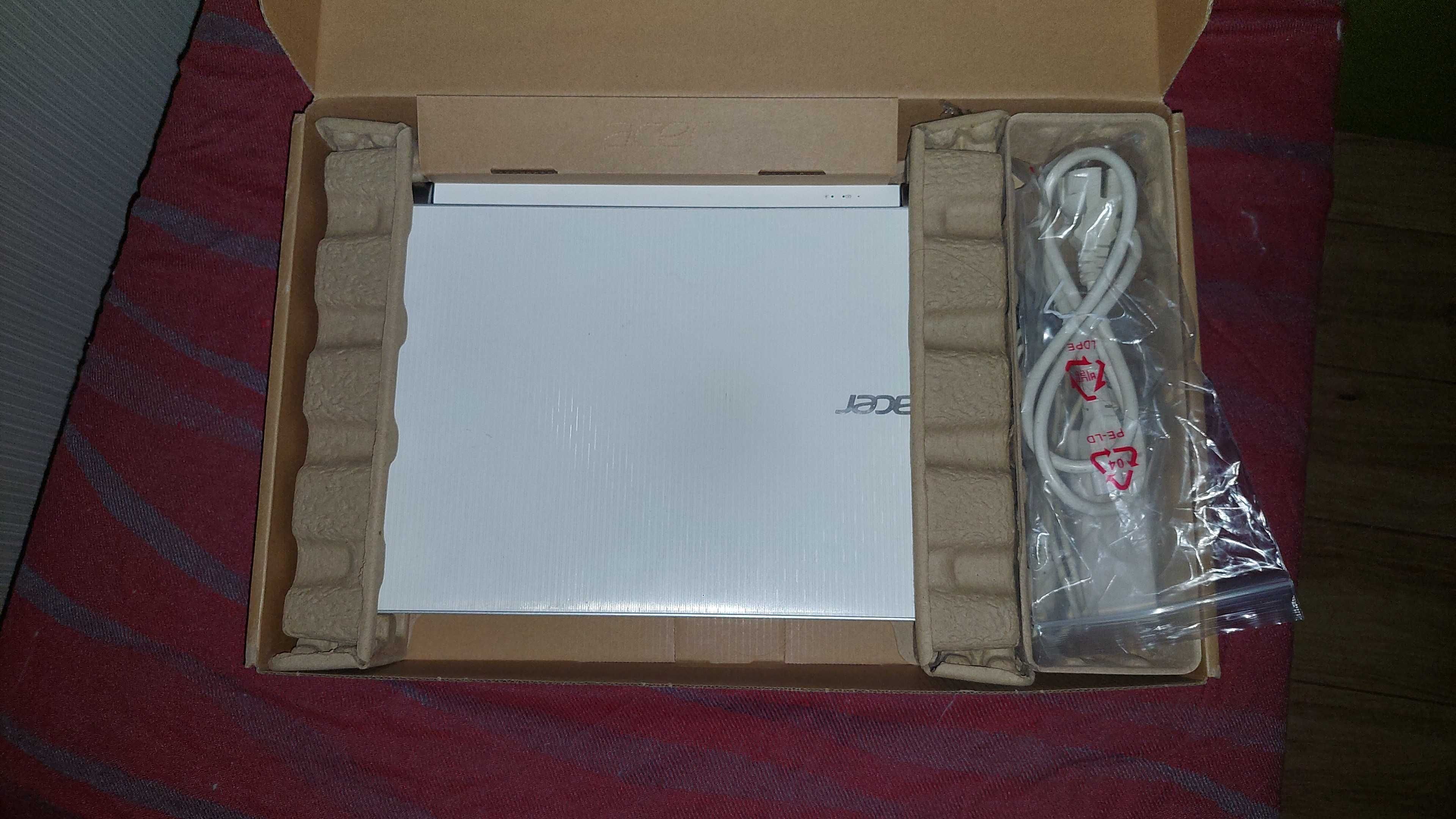 Лаптоп Acer Aspire V